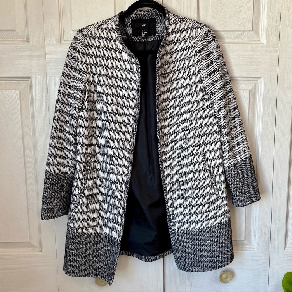 H&M Spring  Elegant Lightweight Black Gray Women's Coat Jacket Size 8